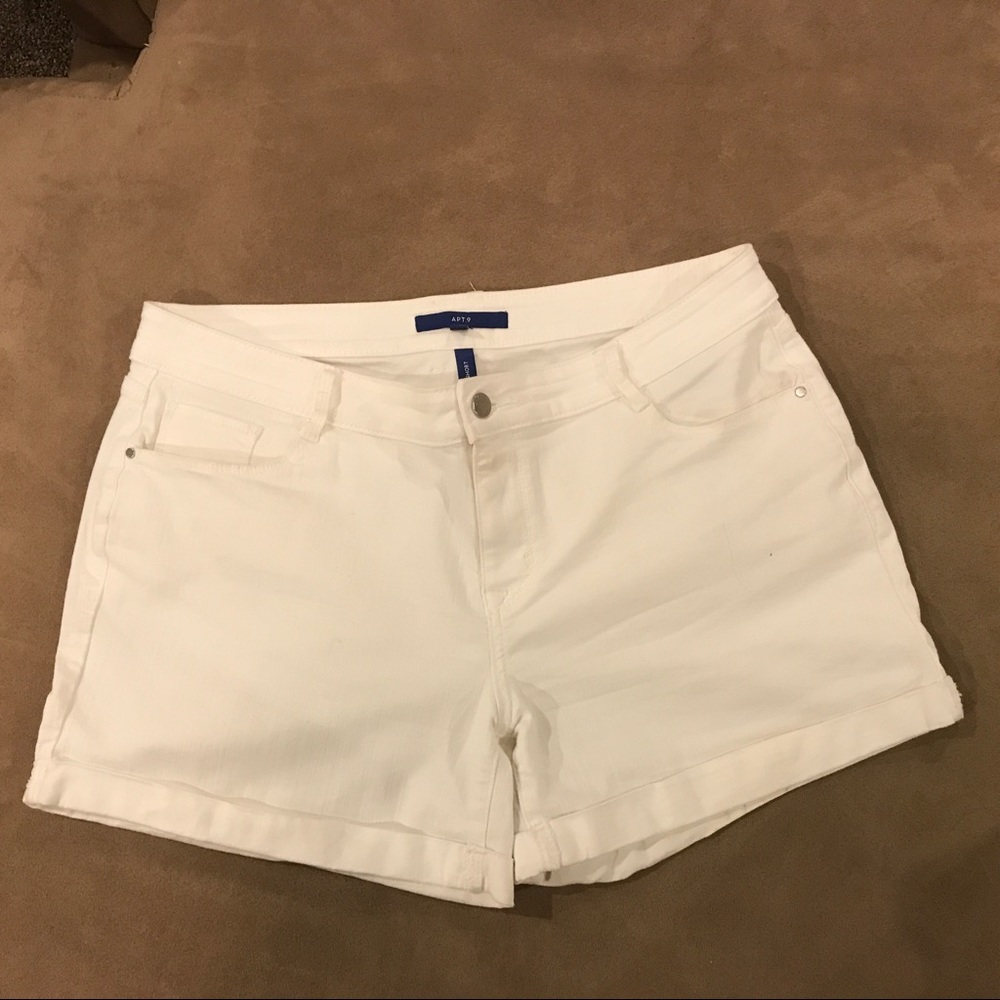 APT 9 white shorts